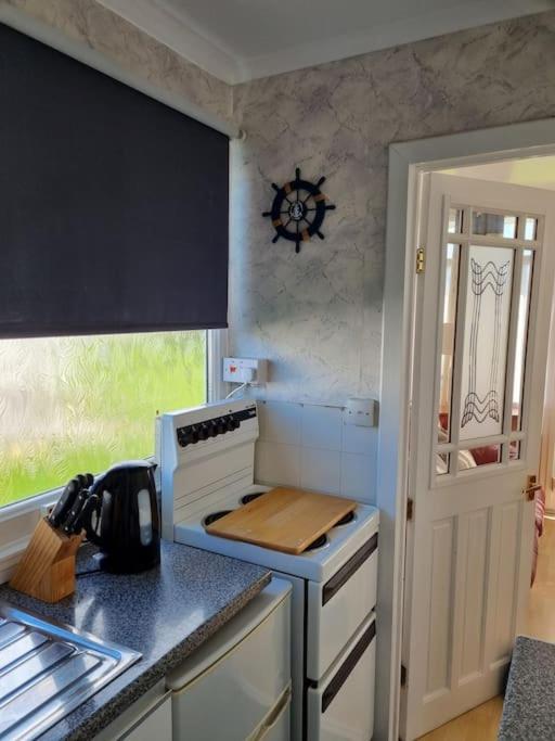 Charming 2 Bedroom Holiday Chalet Withernsea Exteriör bild